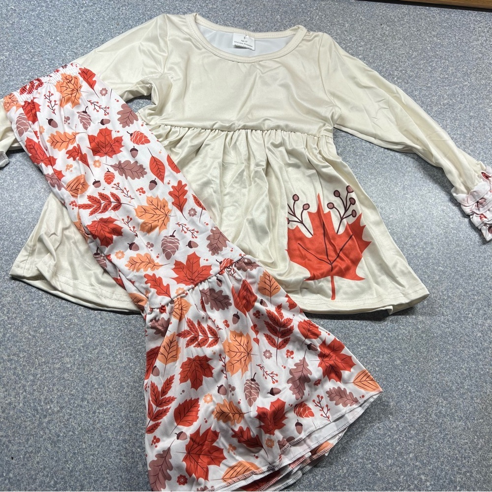 Cream and Orange Leaf Print Outfit size 2T NEW NWT
